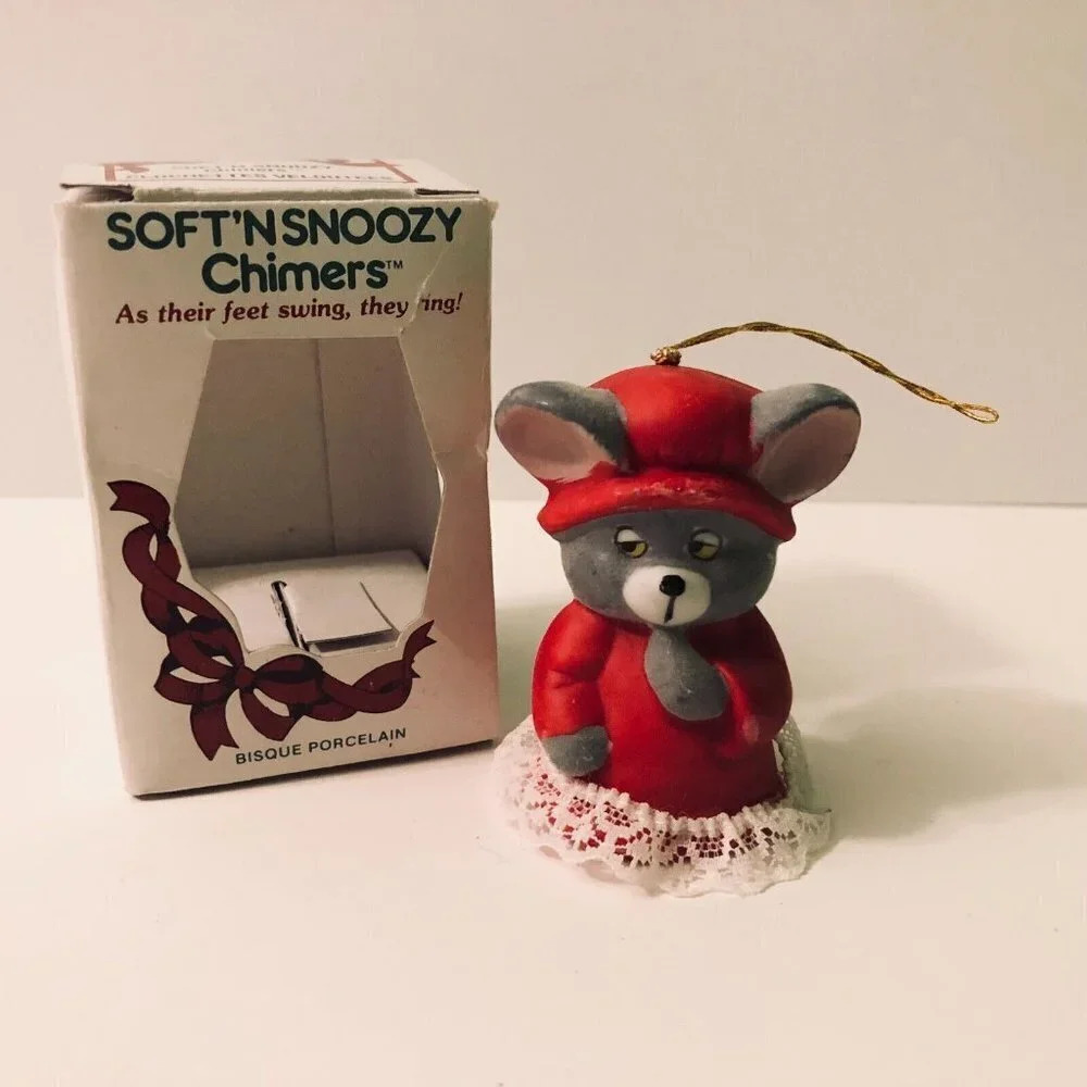 Vtg Soft N Snoozy Chimers  Mouse Bisque Porcelain Bell Ornament Taiwan